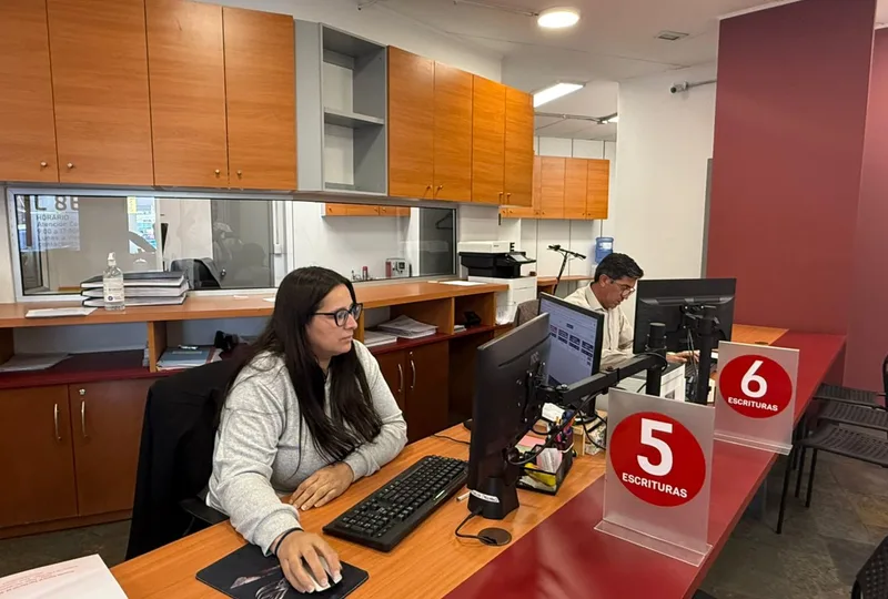 Tercera Notaría de Colina — escrituras publicas notaría